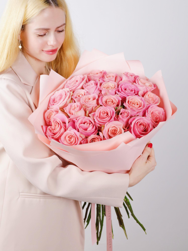 БУКЕТ 25 РОЗ HERMOSA БУКЕТ 25 РОЗ HERMOSA